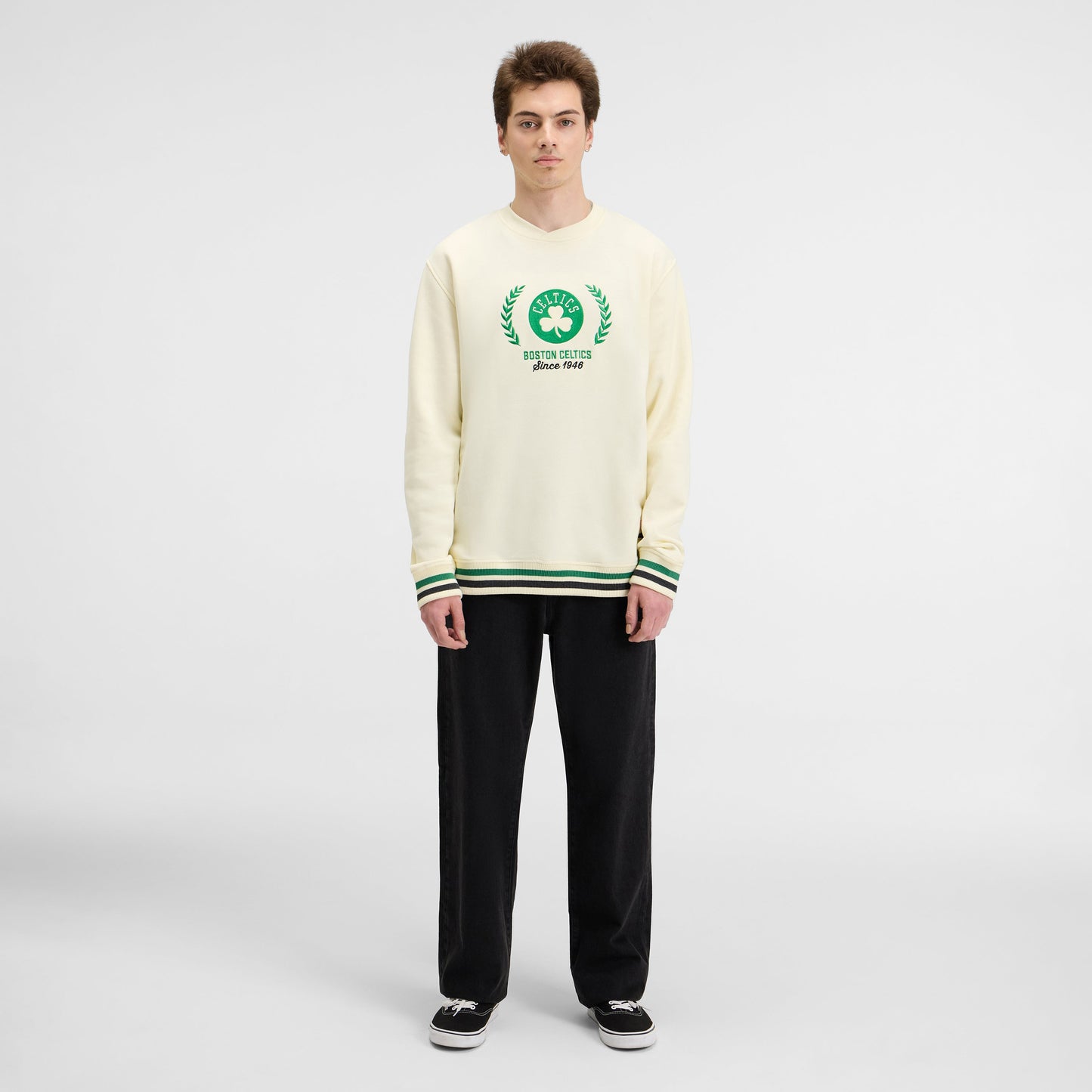 Philadelphia Phillies Throwback Chrome White Crewneck